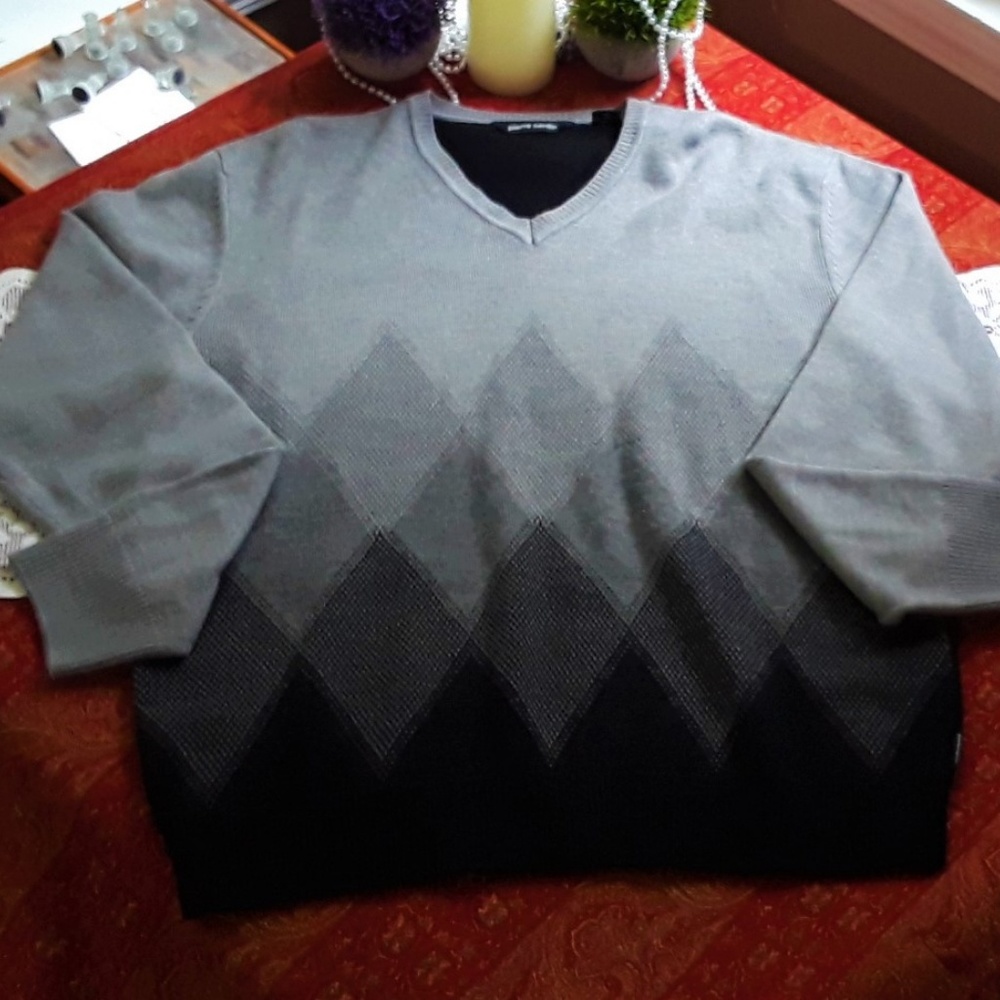 Pierre Cardin Grey Scale Argyle Diamond Cardigan L